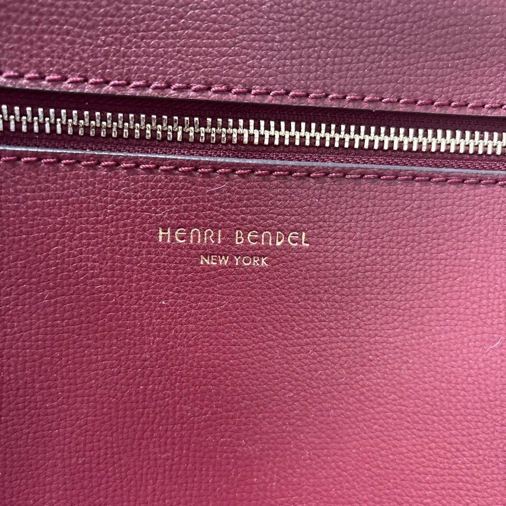 HENRI BENDEL Leather Shoulder Bag Crossbody Bordeaux